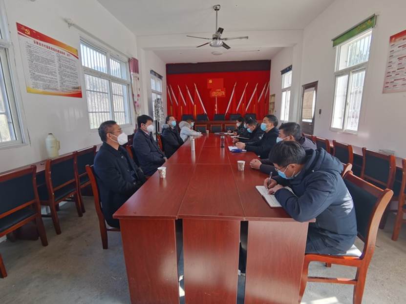 图片包含 地板, 室内, 房间, 桌子描述已自动生成 图片包含 地板, 室内, 房间, 桌子描述已自动生成